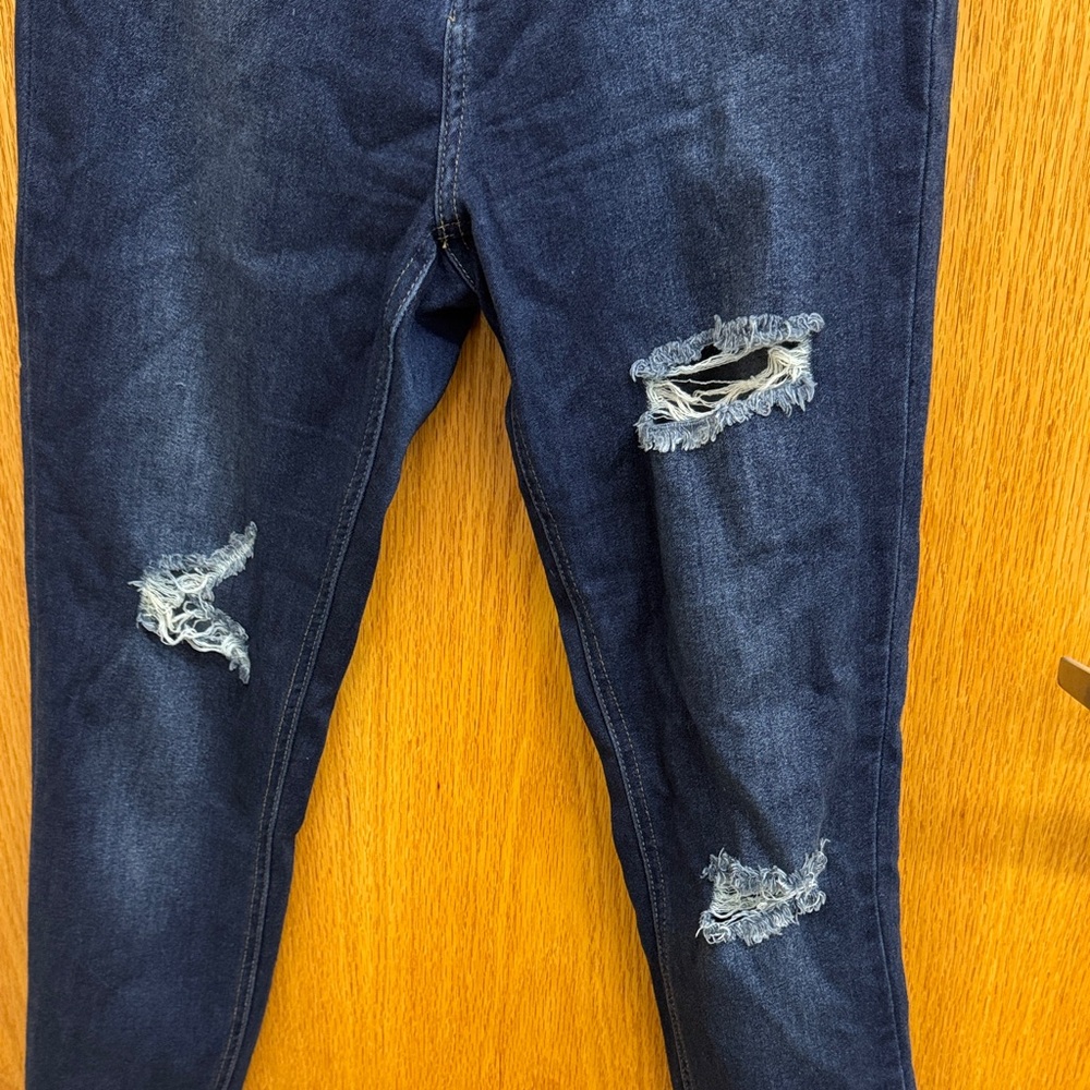 Fashion Nova‎ Dark Blue High-Waisted Jeans - Picture 3 of 4